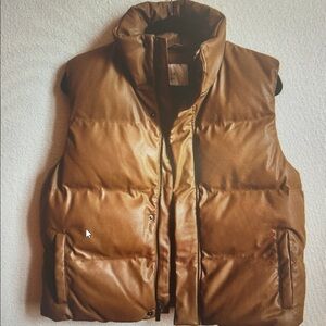Woman Brown Puffer Vest